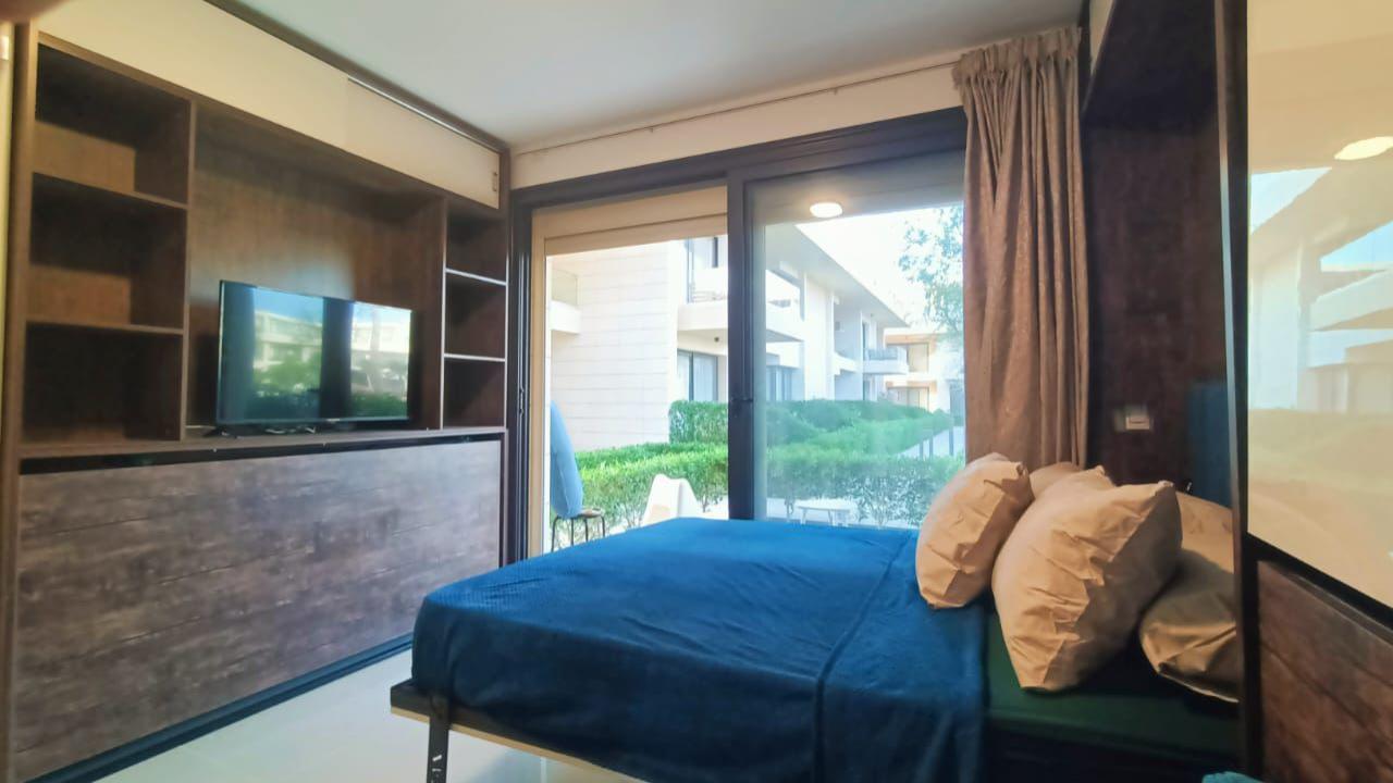 Cozy Studio I Pool View I G Cribs image 5