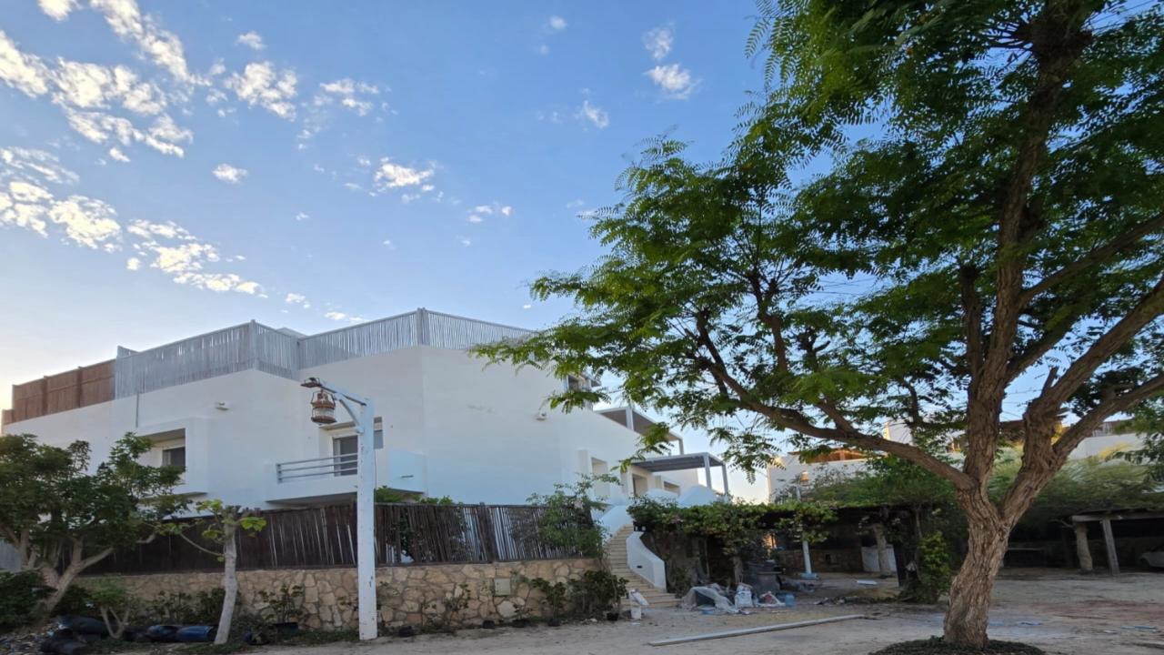 Hacienda White Gate Village Villa with sea view from all directions image 3