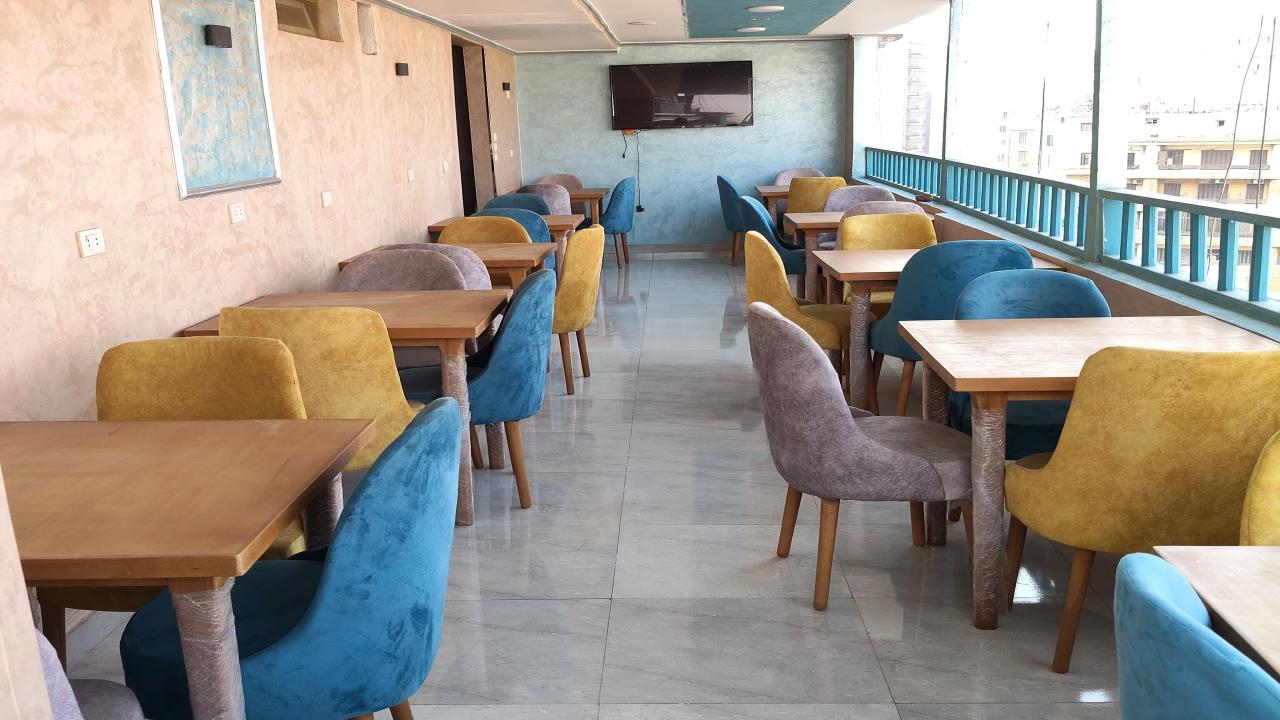 Cairo  Downtown Triple room located in a lively area close to all services image 4