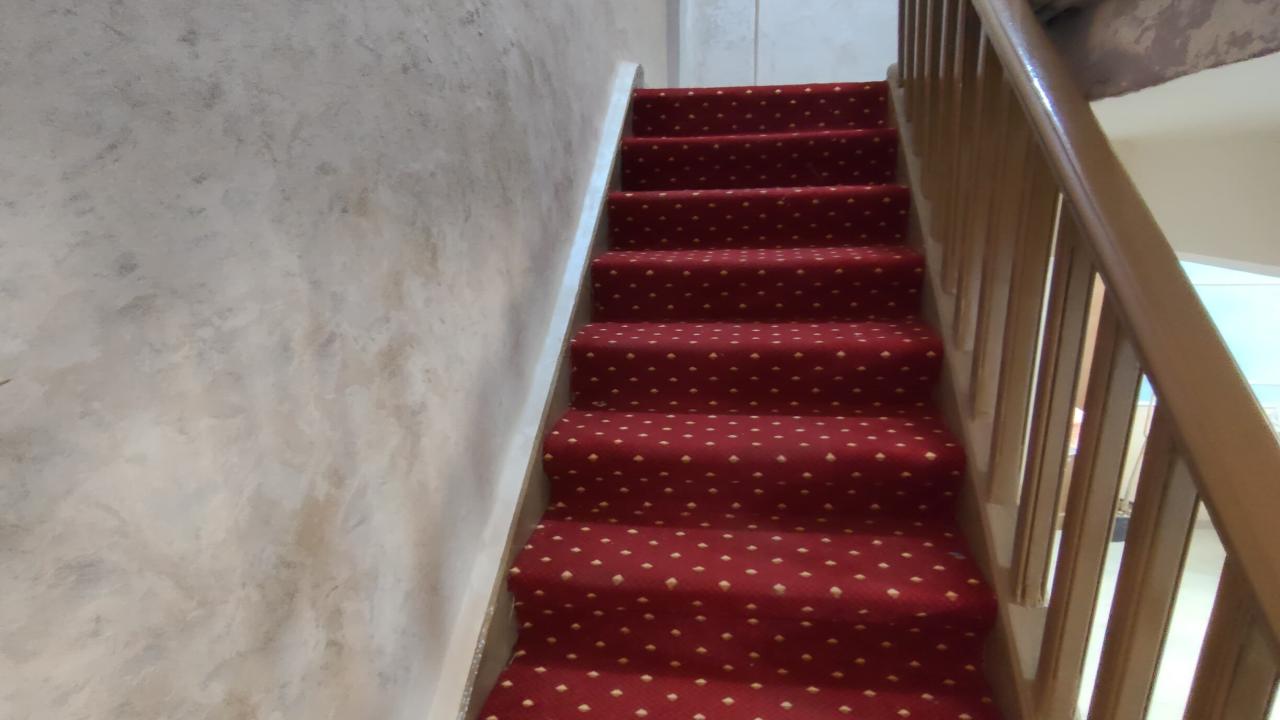 Cairo  Downtown Triple room located in a lively area close to all services image 5