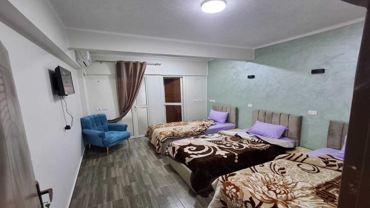 Cairo  Downtown Triple room located in a lively area close to all services
