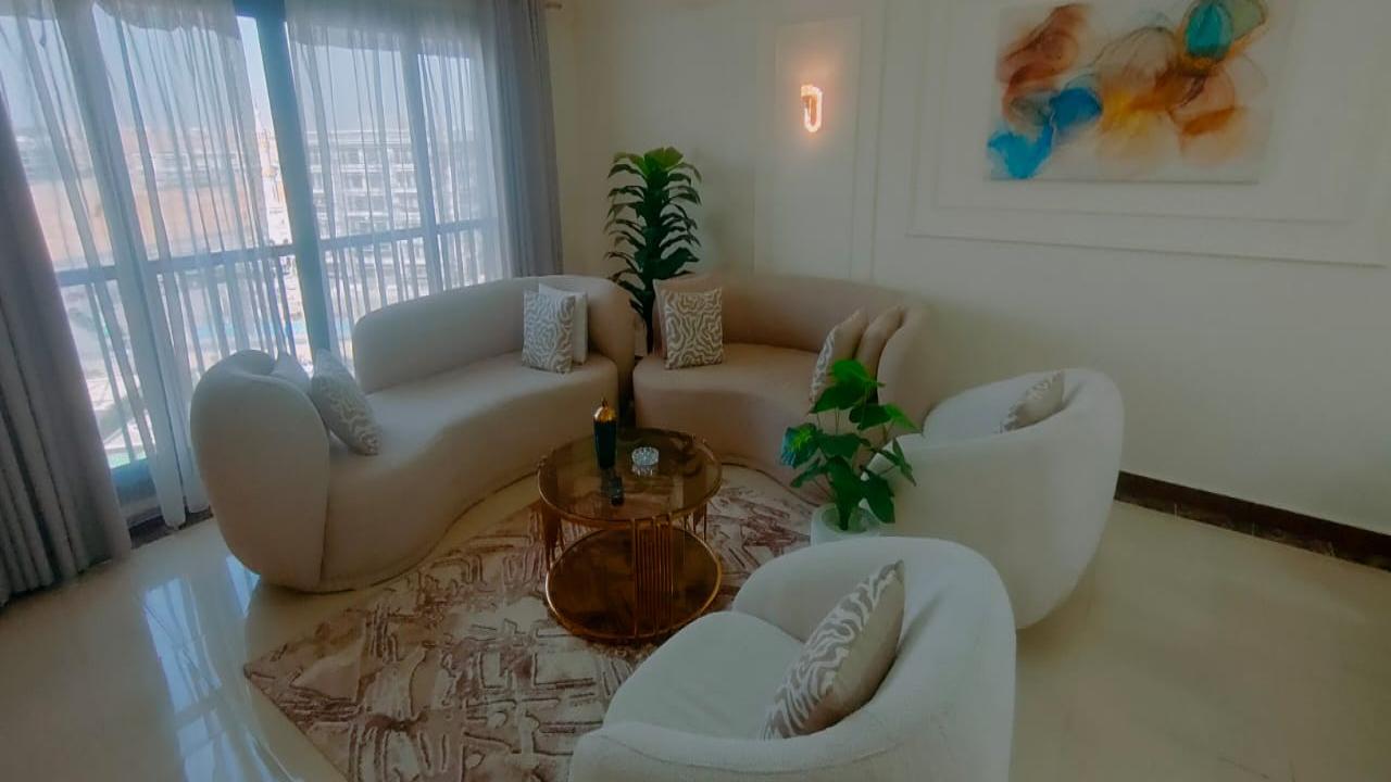 Directly in front of the American University a duplex in Porto New Cairo Compound 519A image 2