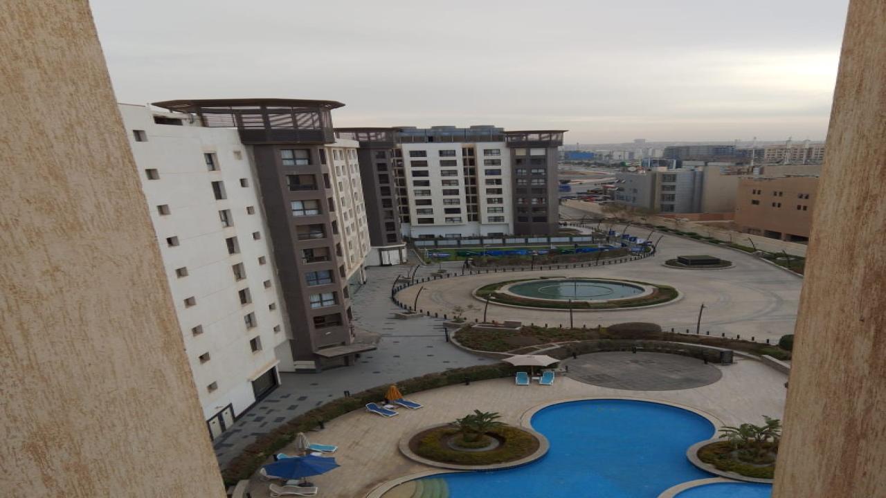 Duplex in Porto New Cairo Compound  Overlooking the Swimming Pool 704C image 2