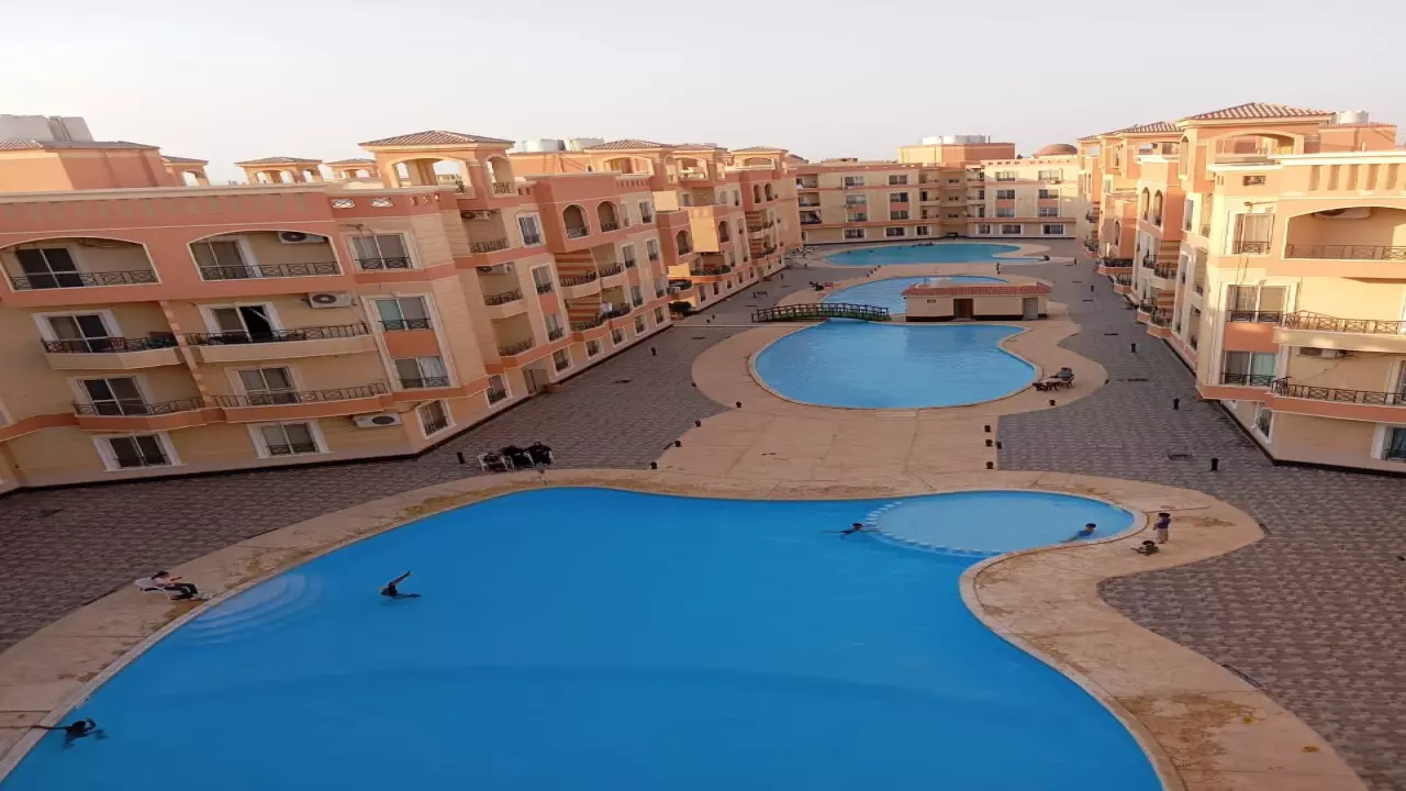 Hurghada  Al Yaqouta Al Hamra Resort TwoBedroom Apartment with One Bathroom
