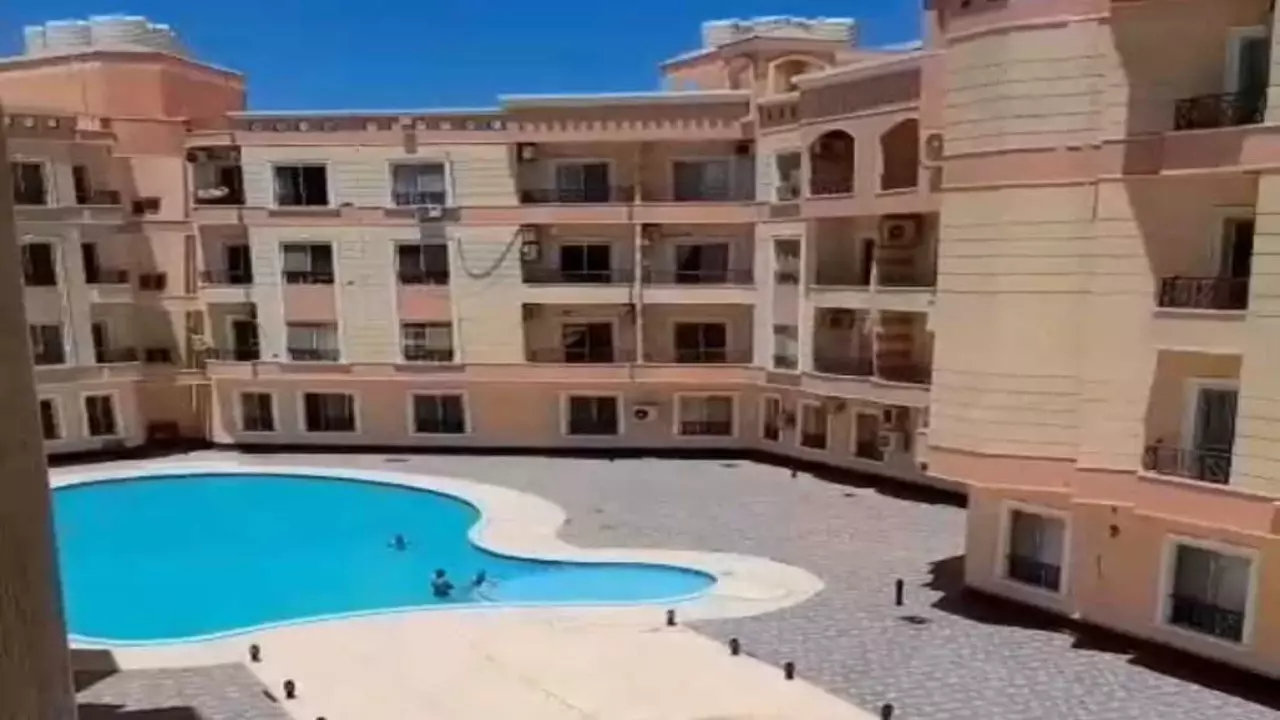 Hurghada  Al Wuzara District  Apartment located in Al Yaqouta Al Hamra Compound Hurghada