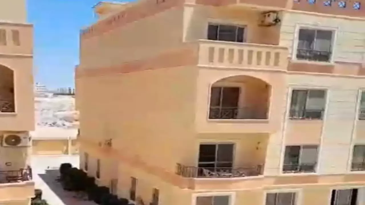 Hurghada Al Wuzara District Apartment located in Al Yaqouta Al Hamra Compound Hurghada image 3