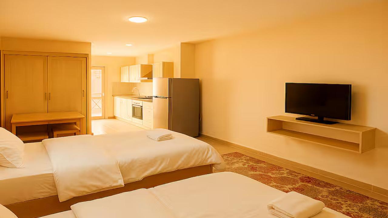 Hurghada  Golden Tiba Resort Compound  The compound is located in the second row from the sea and features multiple swimming pools for guests image 4