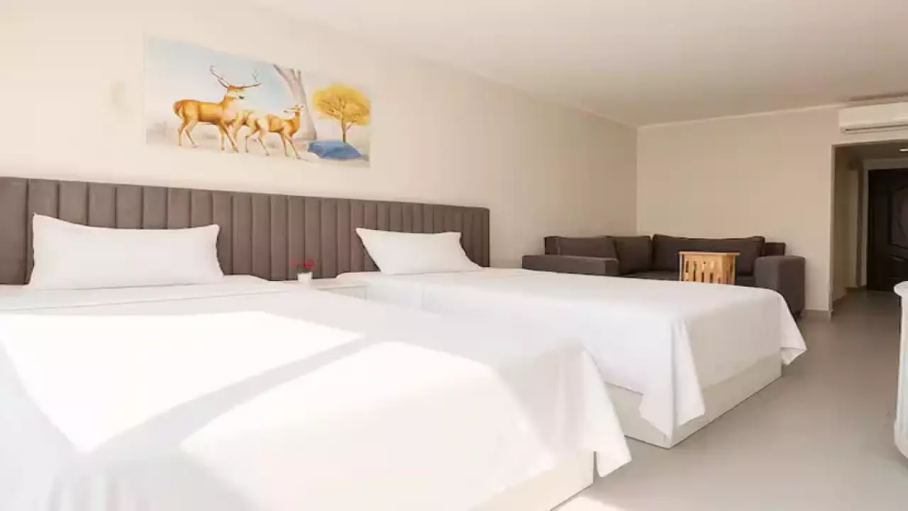 Hurghada scandic resort Compound The compound is located in the first row from the sea and features multiple swimming pools for guests image 4