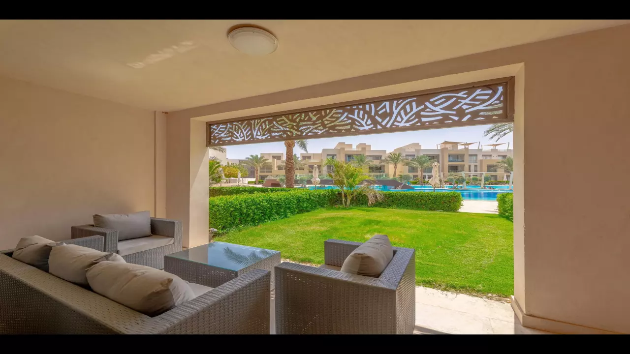 2Bedroom 2Bath Chalet  Mangroovy  with Shared Pool & Beach