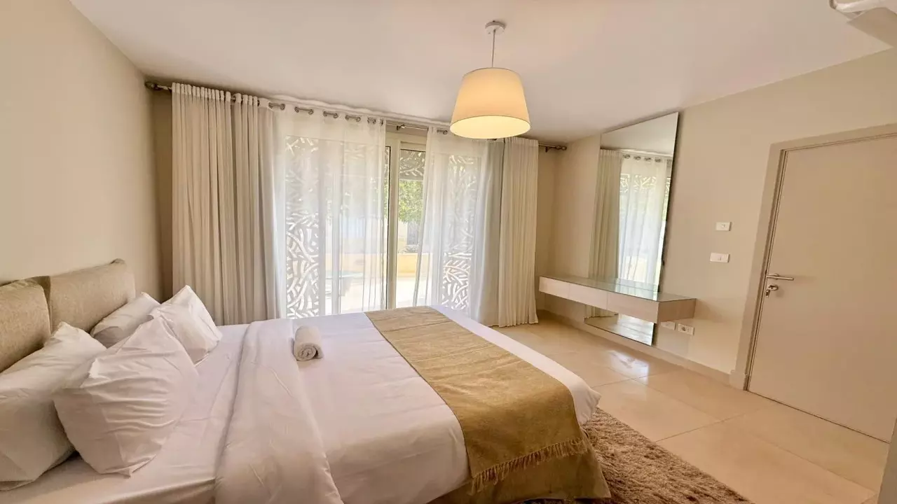 Mangroovy m9  1 Bedroom  2 Bathrooms  Garden Pool & Beach Access image 4
