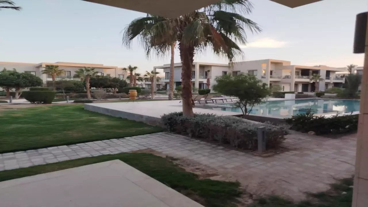 El Gouna Chalet Terrace & WiFi 2 Bedrooms 2 Bathrooms image 4