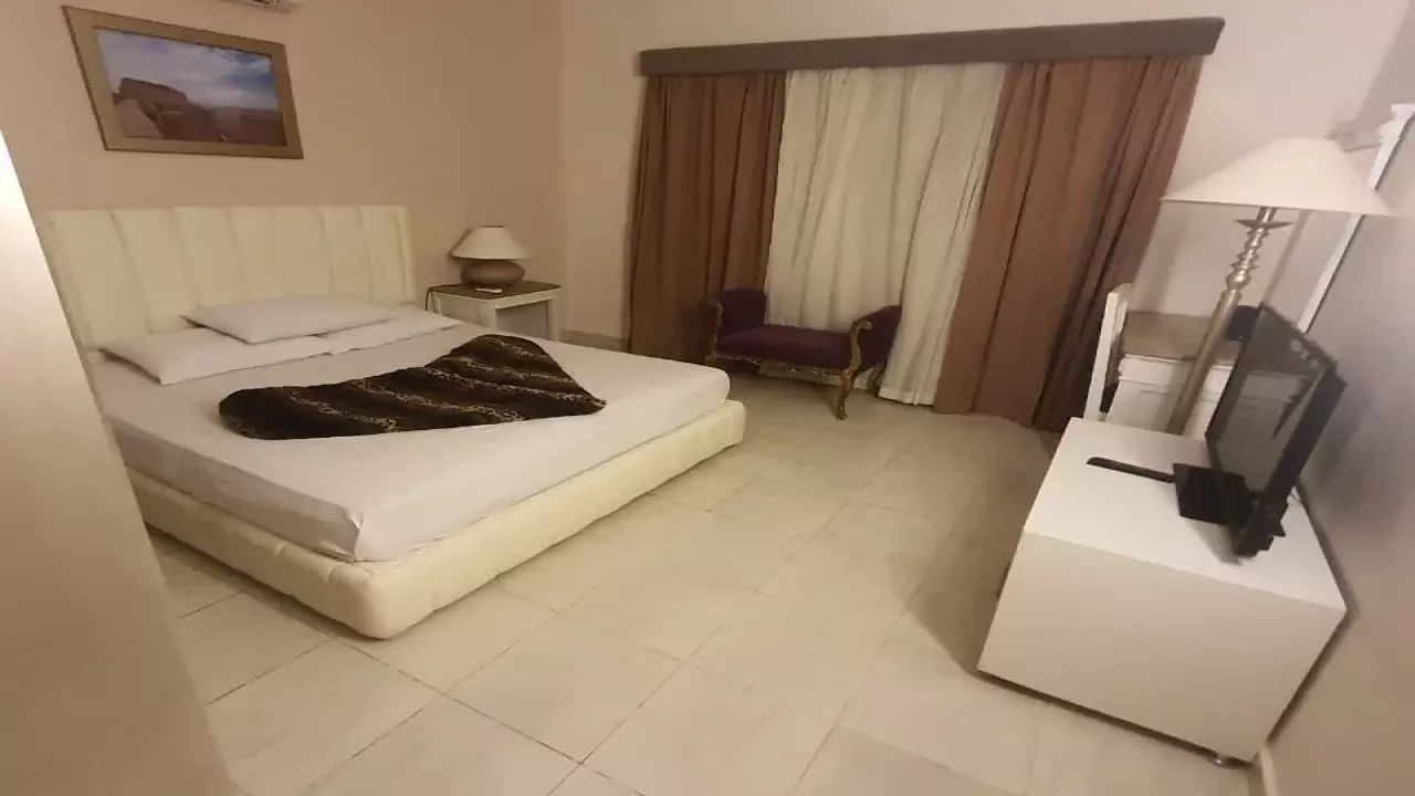 Sharm El Sheikh Amwaj Oyoun Hotel ground floor villa overlooking the swimming pool image 2