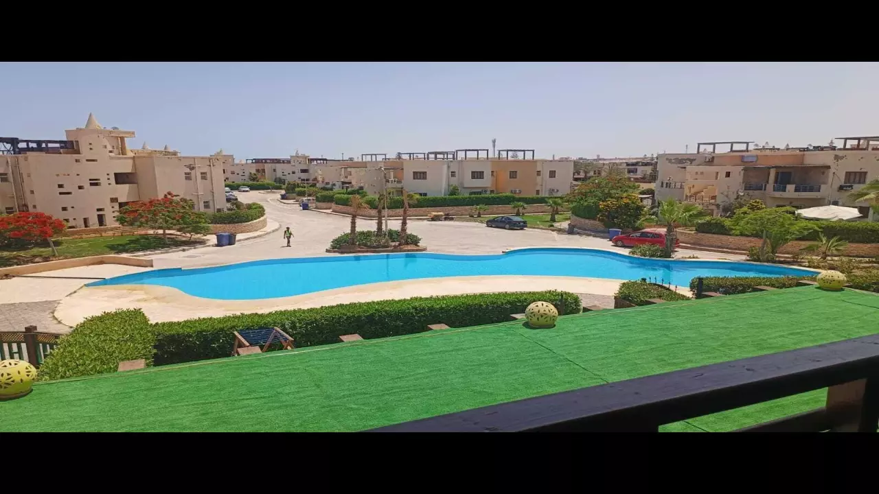 AirConditioned 3Bedroom Chalet with Pool View  3 Min Walk to Beach  Dimora North Coast