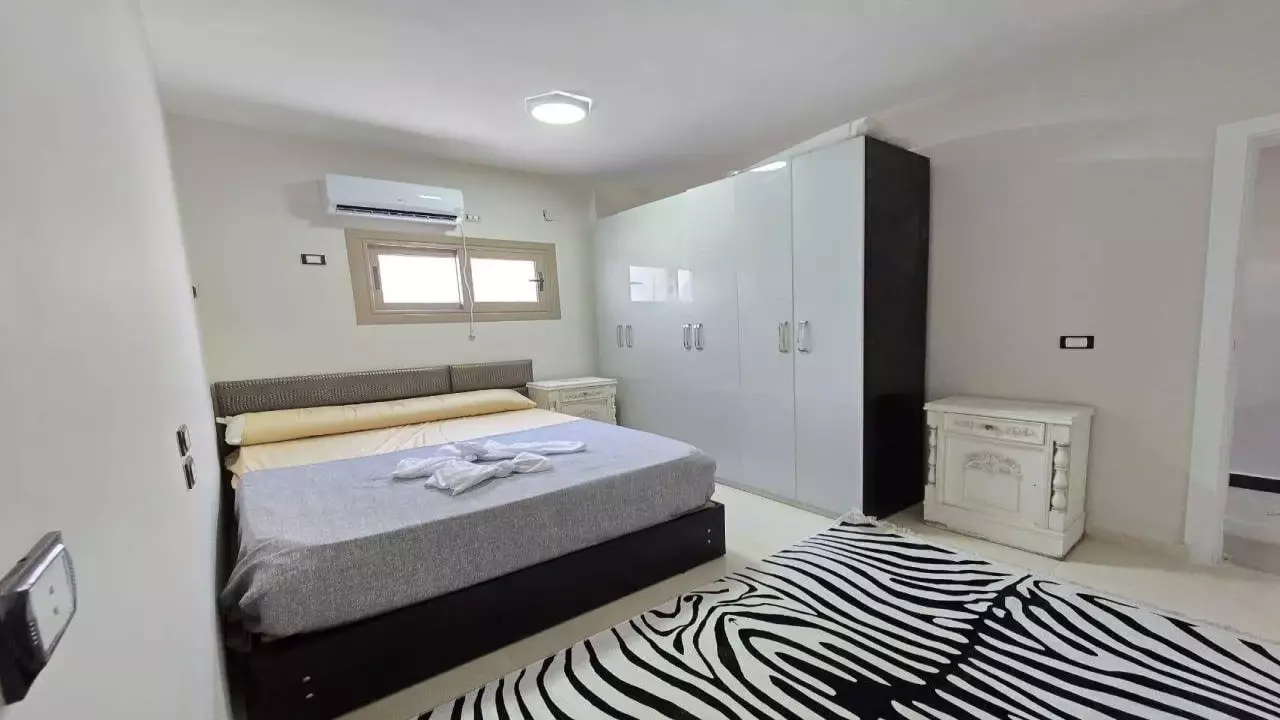 4Bedroom Villa in Casabianca  Pool Garden View & Fully Equipped Rooftop code 112 image 4