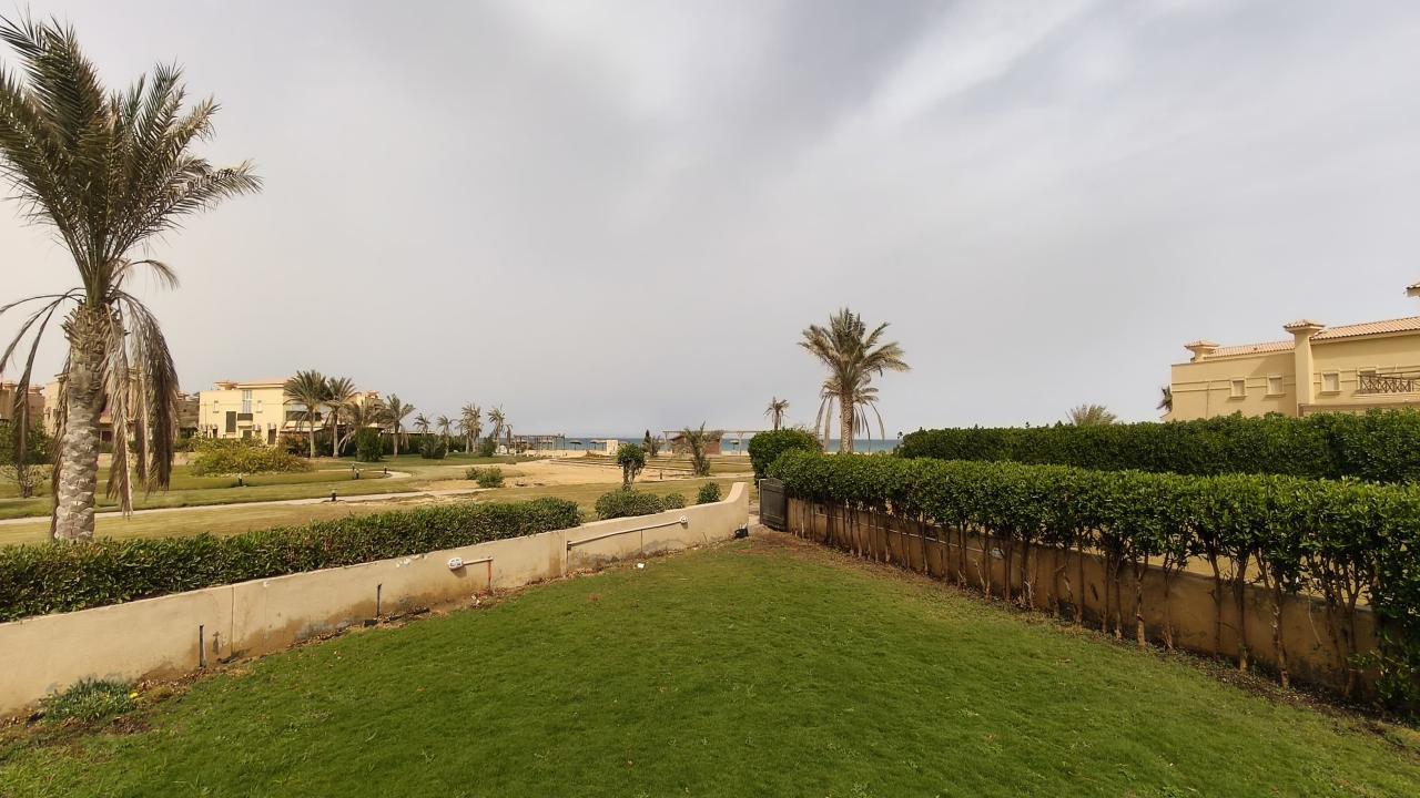 5Bedroom Villa First Row Sea View Piasera Village Ain Sokhna image 4