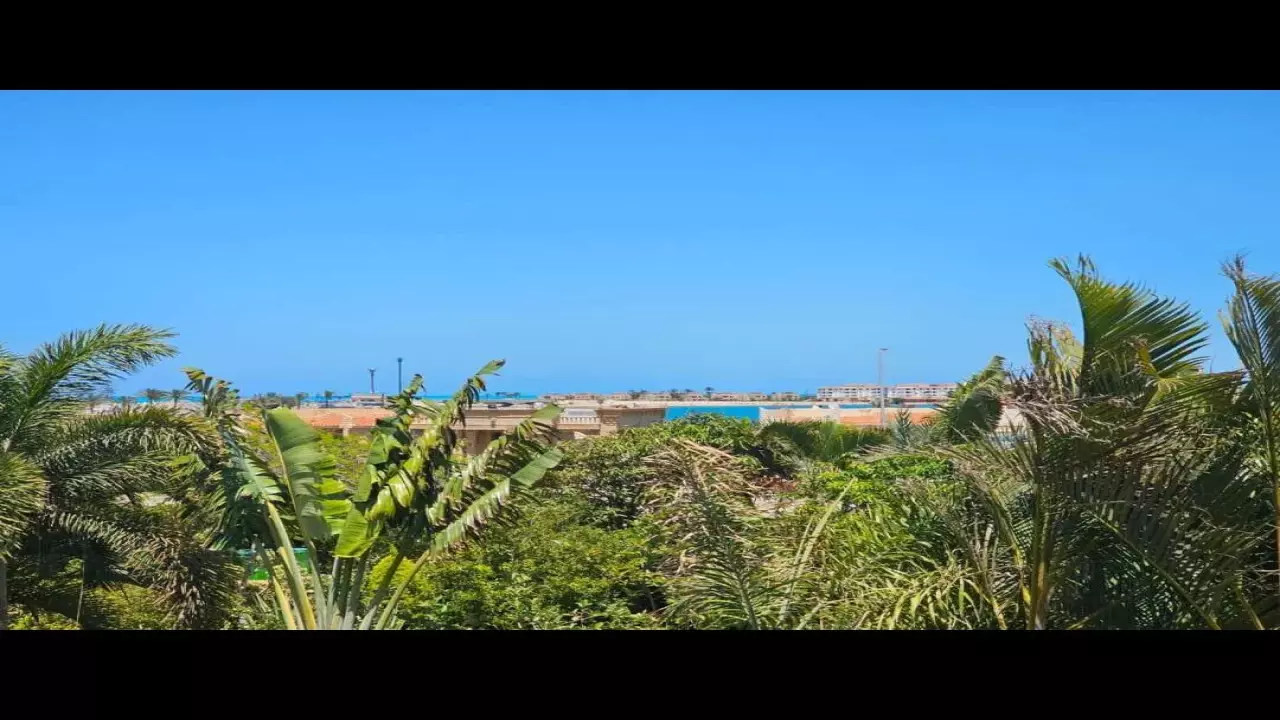 Fully Equipped 2BR Chalet  Marina 5  Prime Location