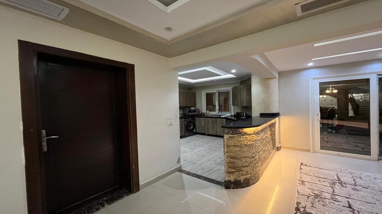 Duplex Apartment  New Cairo Choueifat  Fifth Settlement  In front of Triumph Hotel image 4