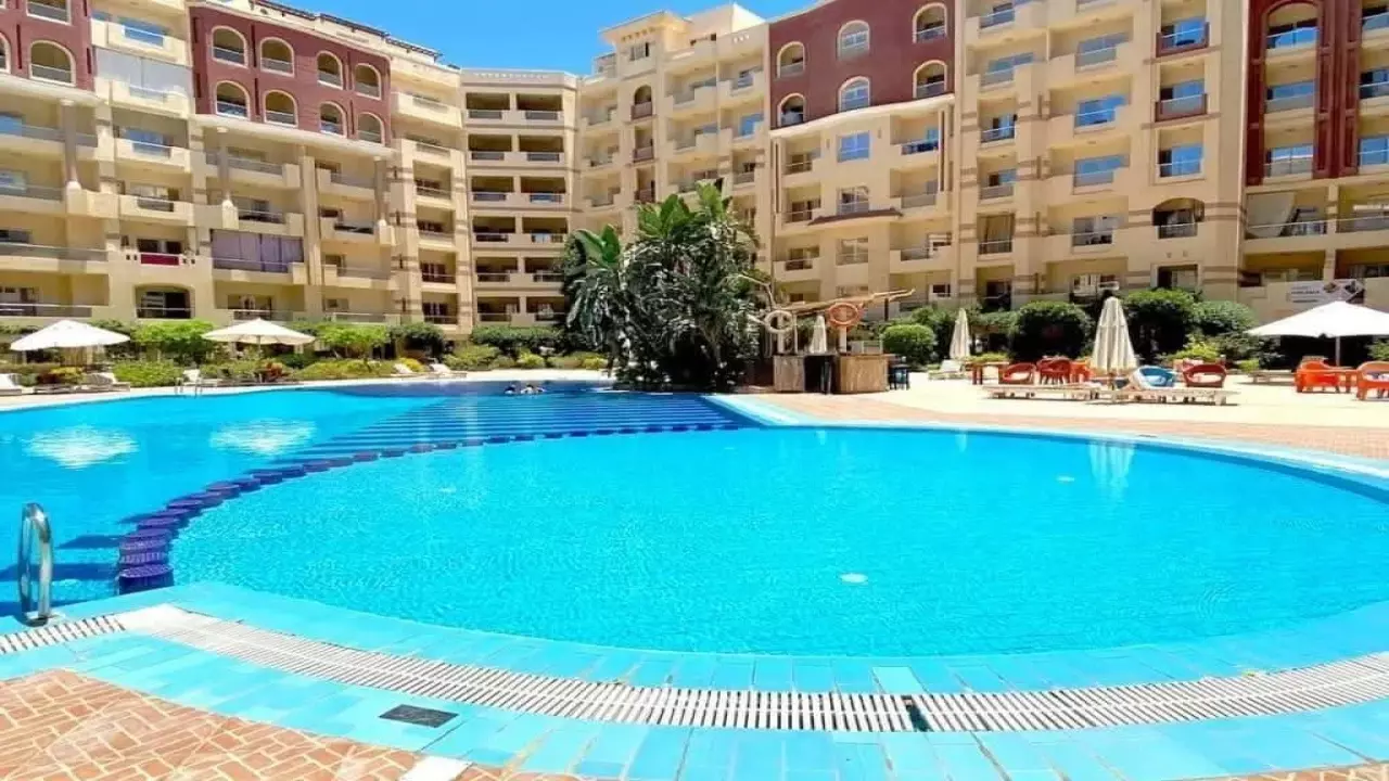 Hotel Room for Rent  Florenza 50 Hurghada image 5