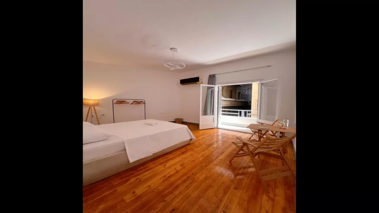 Private Room in Downtown  Fully Furnished Shared Apartment