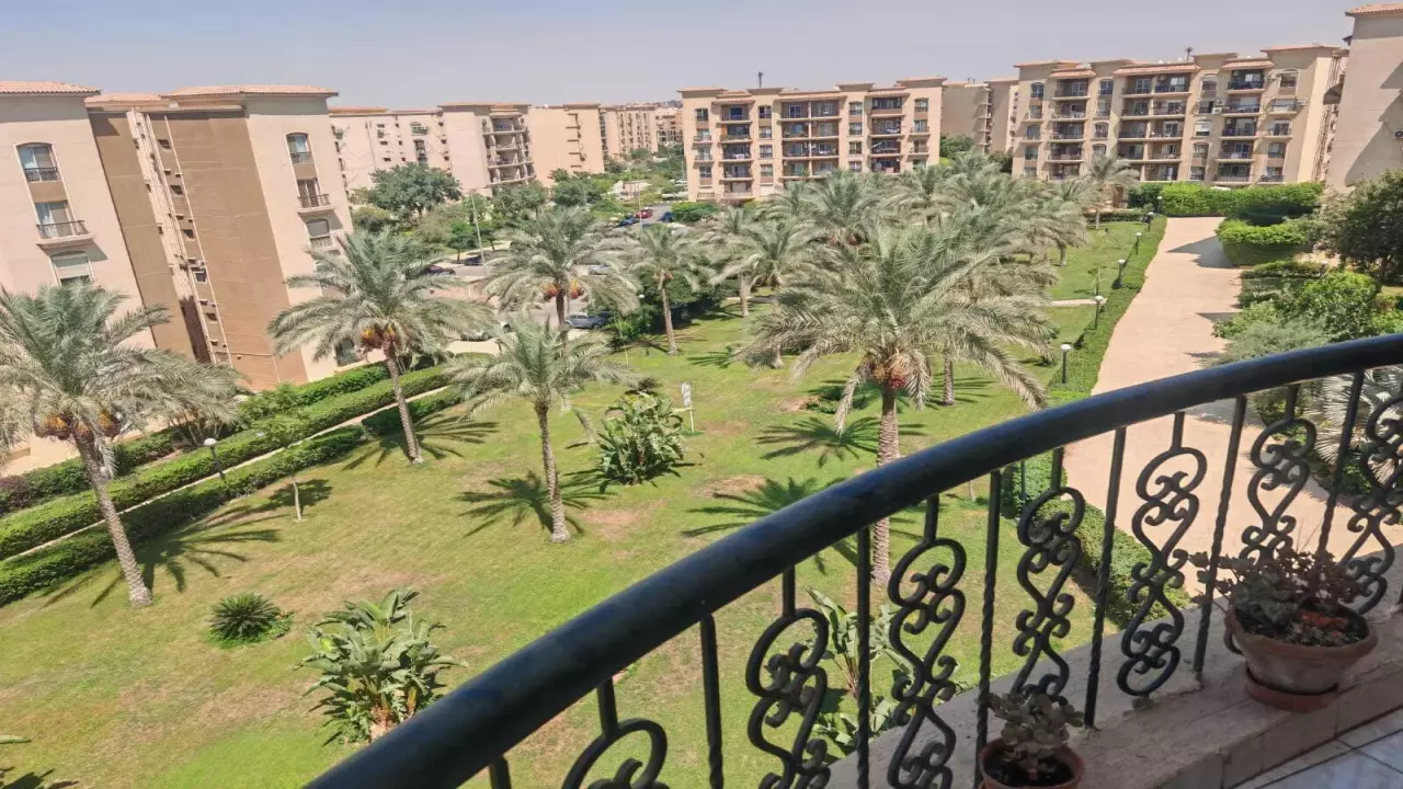 Stylish 2BR Apartment in Rehab City  Prime Location  Garden View