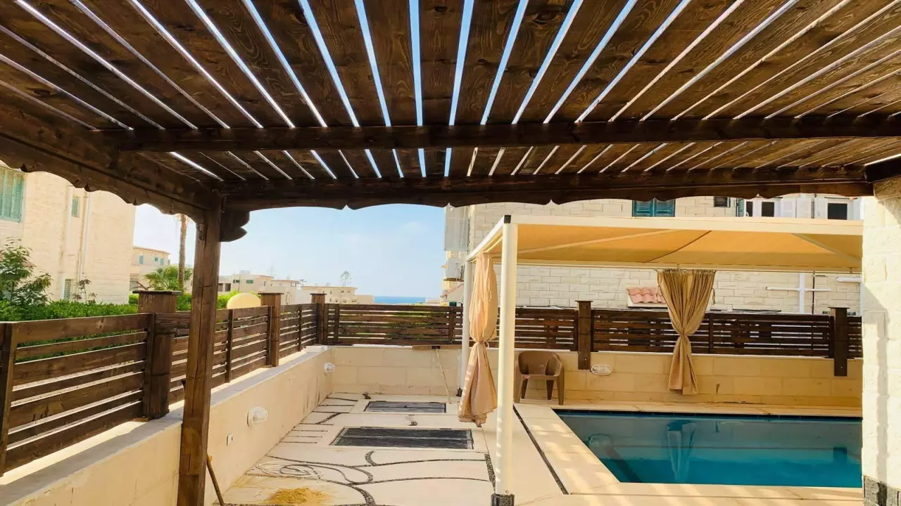 4Bedroom Ground Floor Villa with Private Pool North Coast image 5