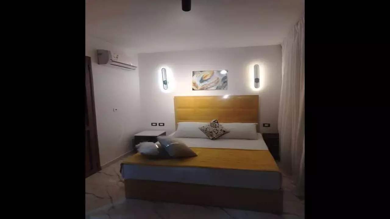 Luxury Family Duplex Villa Private Pool South Beach Prime Location image 4