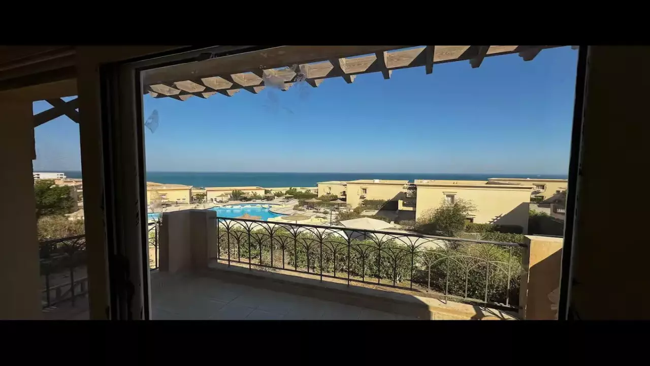 Private Small Villa in Heaven Beach Sokhna Direct Sea View image 5