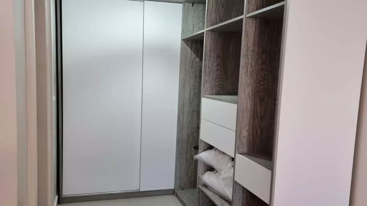 Marina apartment with 2 bedrooms and 2 bathrooms overlooking the swimming pool image 5