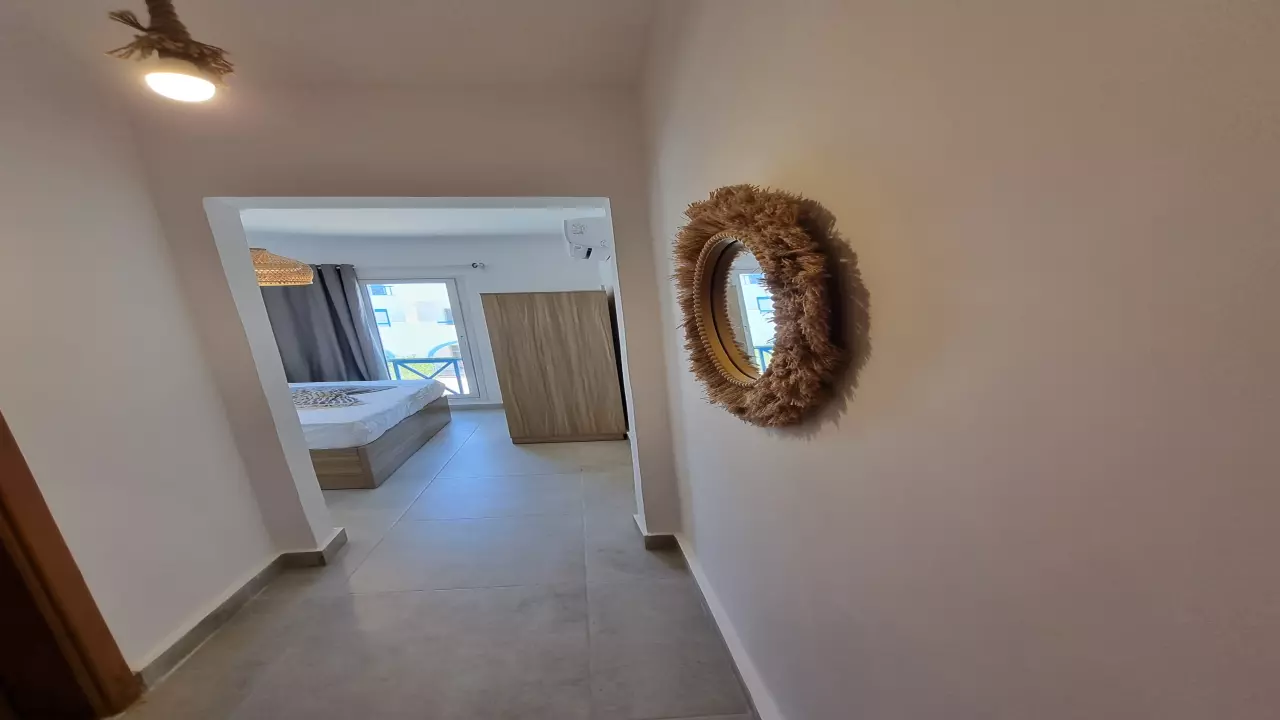 Mountain View  first row on the sea 2 bedrooms and 2 bathrooms image 4