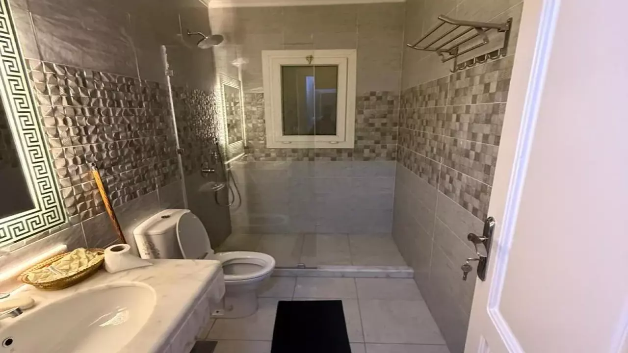 Mountain View  premium sea view 3 bedrooms and 2 bathrooms image 5