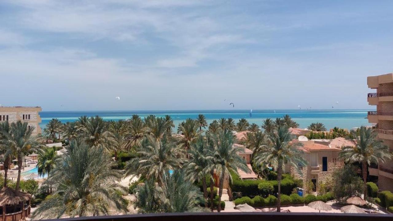 Luxury 1BR Apartment in Al Ahyaa Hurghada Palma Resort M164 image 3