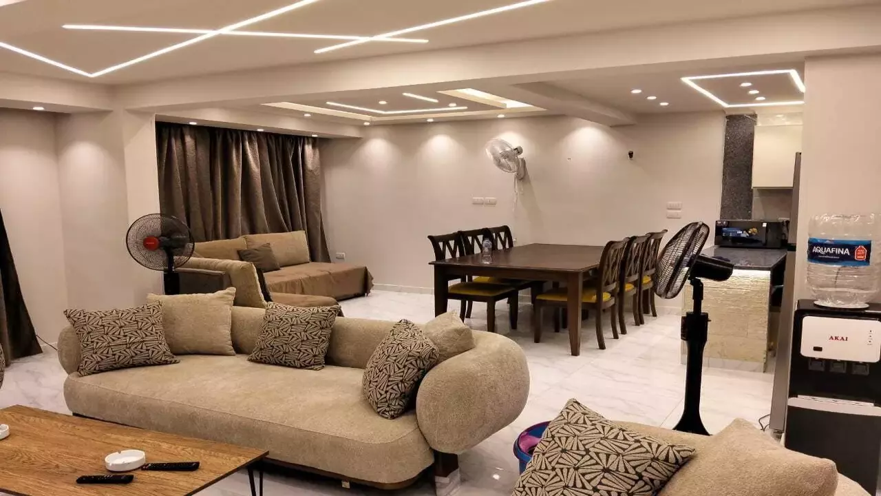 Luxury Villa with Private Garden & Private Pool  Exclusive Stay image 5