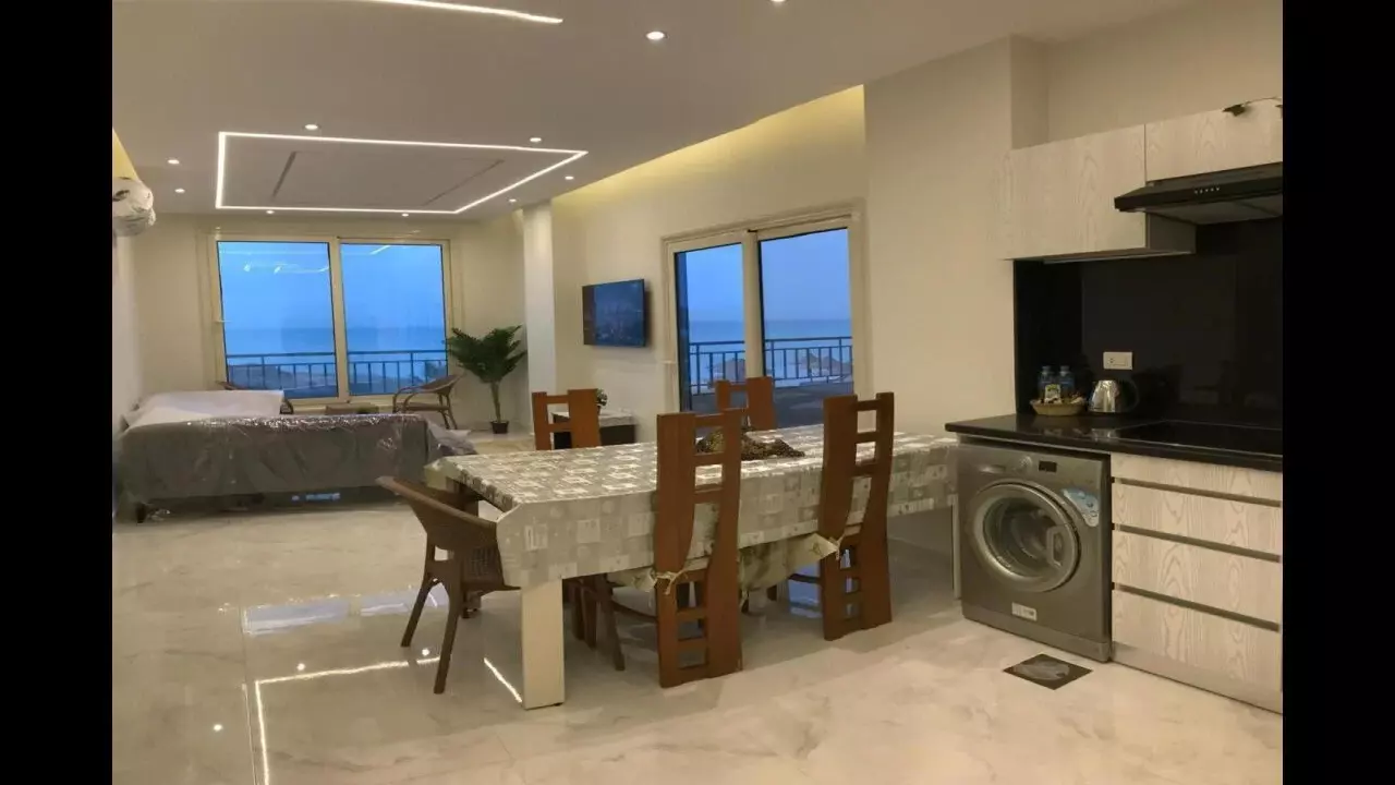 Luxury 2BR Pool View Apartment  Al Ahyaa Hurghada image 5