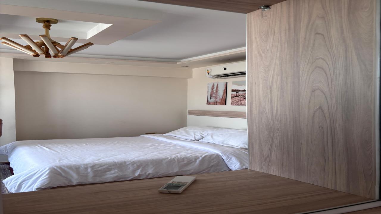 Apartment in a fantastic location in Arab League Street Mohandessin 3 bedrooms image 4