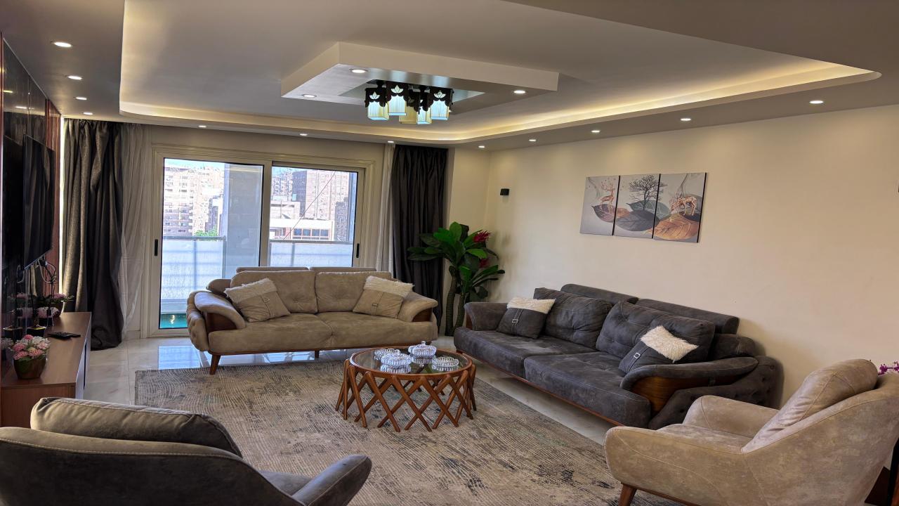 Apartment in a fantastic location in Arab League Street Mohandessin 3 bedrooms
