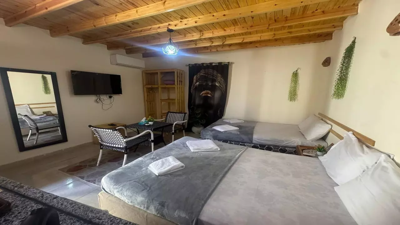 Studio in Dahab 2 King Beds Accommodates 1 to 4 Guests
