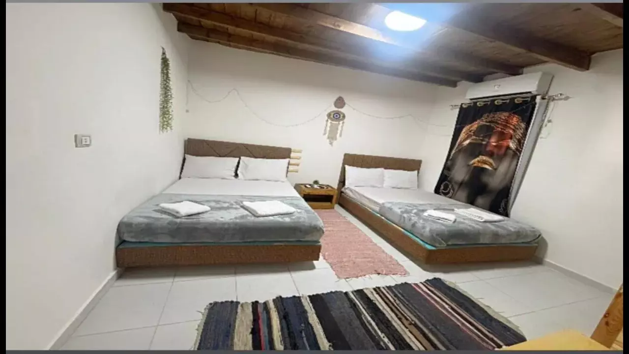 Studio in Dahab 2 King Beds Single Bed Sofa Bed Accommodates 2 to 6 Guests image 2