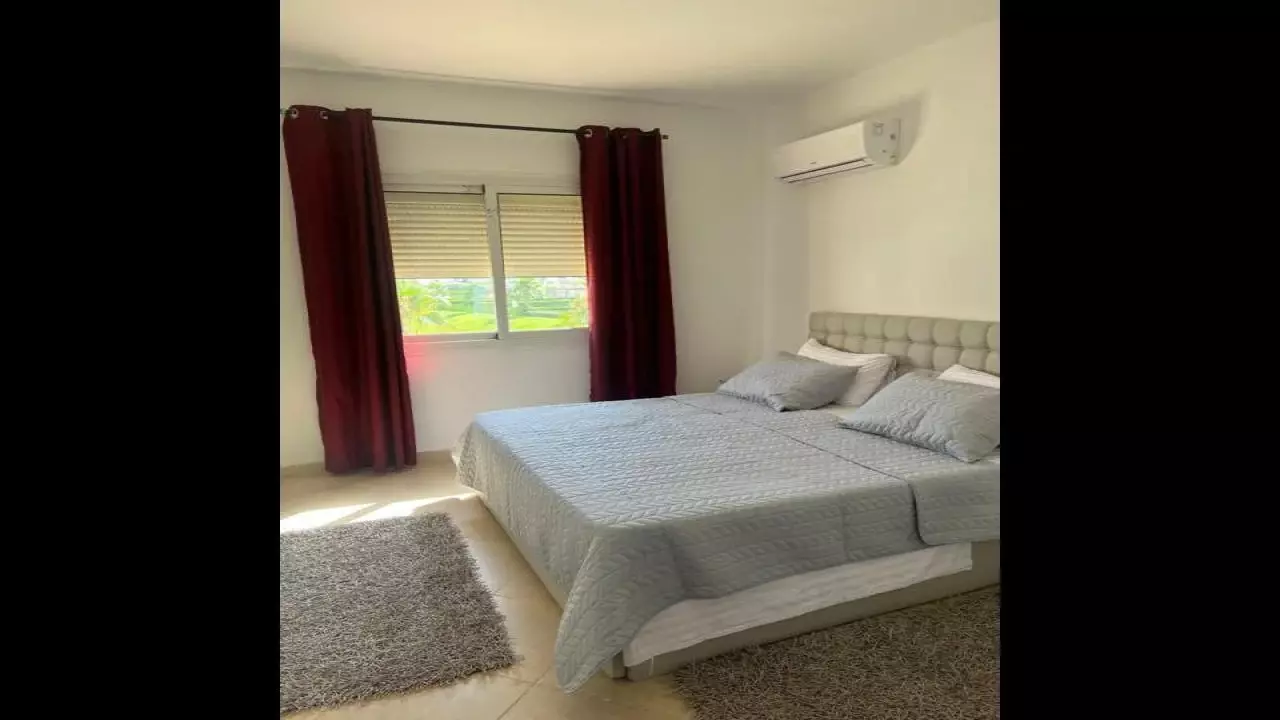 Luxury Independent Villa with Garden & 4 Bedrooms in Stella Sidi Abdel Rahman image 4