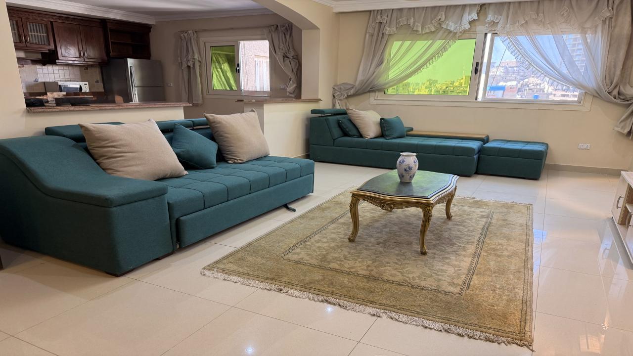 Spacious family 3BDR apartment in mesaha sq Dokki image 5